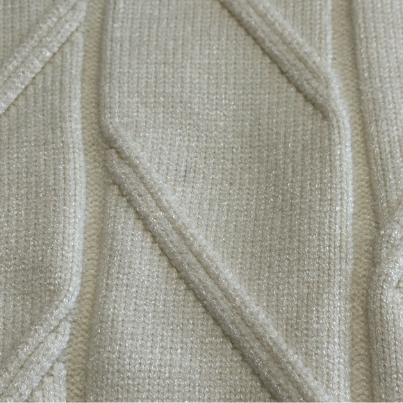 Ebossy NEW Women’s Embroidered Chunky Soft Sweater In White Sz.S Retro Chunky - Picture 10 of 10